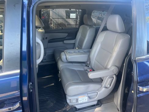 Used 2014 Honda Odyssey EX-L image 30