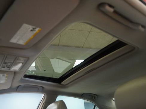Used 2007 Toyota Camry V6 FWD image 4