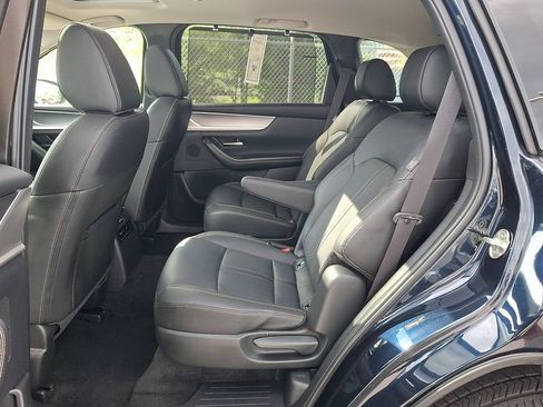Used 2024 MAZDA CX-90 3.3 Turbo w/ Preferred Package AWD/4WD image 11