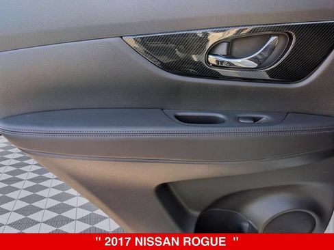 Used 2017 Nissan Rogue SL w/ SL Premium Package AWD/4WD image 31