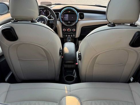 Used 2024 MINI Cooper S FWD image 9