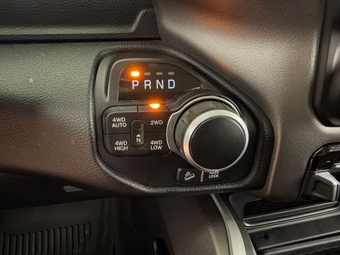 Used 2020 RAM 1500 Big Horn AWD/4WD image 14
