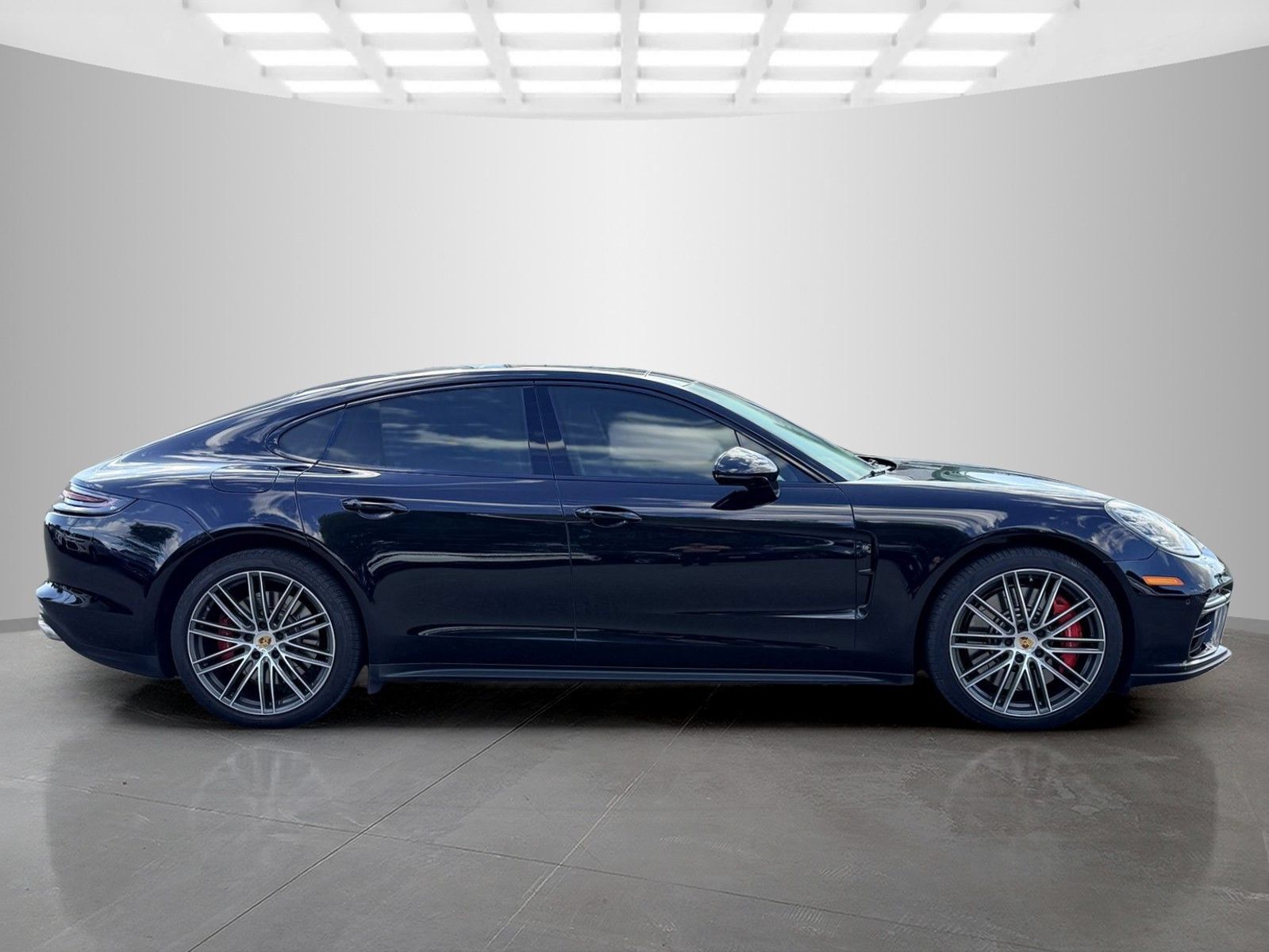 Used 2017 Porsche Panamera Turbo AWD/4WD image 4