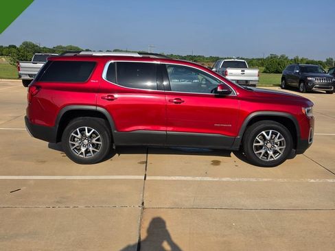 Used 2023 GMC Acadia SLT AWD/4WD image 6