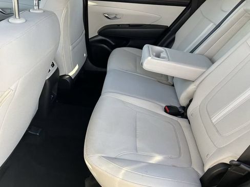 Used 2025 Hyundai Tucson SEL FWD image 18