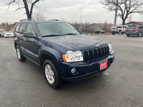 Used 2005 Jeep Grand Cherokee Laredo image 4