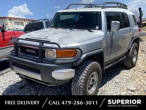 Used 2007 Toyota FJ Cruiser 4WD image 1