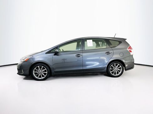 Used 2017 Toyota Prius V Five w/ Advanced Technology Package image 4