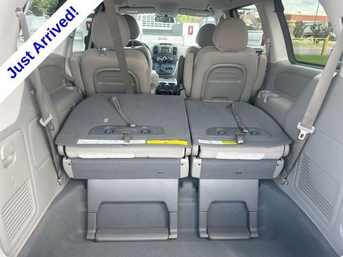Used 2014 Kia Sedona LX FWD image 26