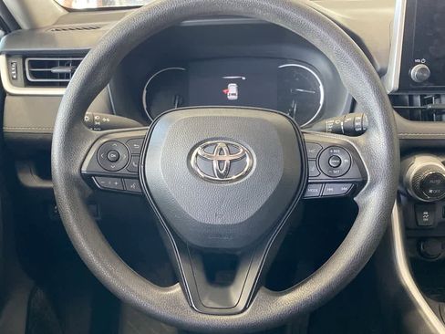 Certified 2025 Toyota RAV4 XLE AWD/4WD image 17