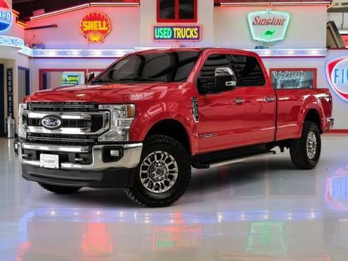 Used 2022 Ford F350 XLT w/ XLT Premium Package AWD/4WD image 2