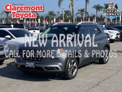 Used 2024 Hyundai Venue SEL