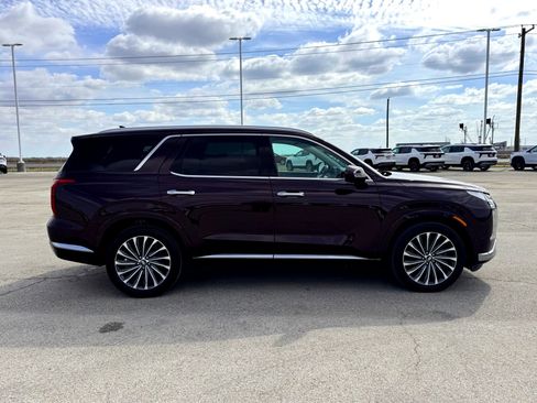 Used 2024 Hyundai Palisade Calligraphy image 5