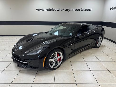 Used 2014 Chevrolet Corvette Base w/ 2LT Preferred Equipment Group image 3