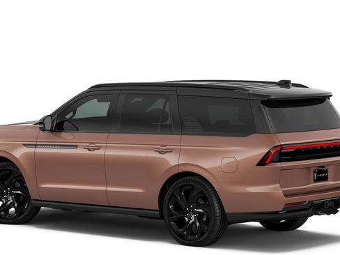 New 2026 Lincoln Navigator Black Label AWD/4WD image 2
