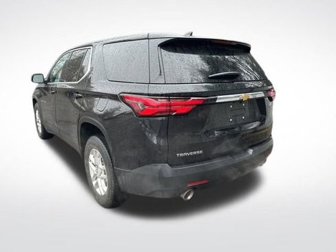 Certified 2022 Chevrolet Traverse LS image 3