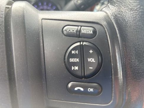 Used 2011 Ford F250 Lariat RWD image 12