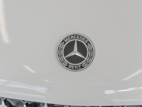 Certified 2025 Mercedes-Benz GLE 450e 4MATIC image 5