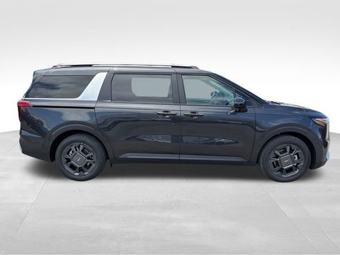 New 2026 Kia Carnival EX FWD image 8
