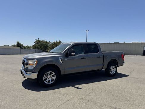 Used 2021 Ford F150 XLT w/ Equipment Group 301A Mid image 6