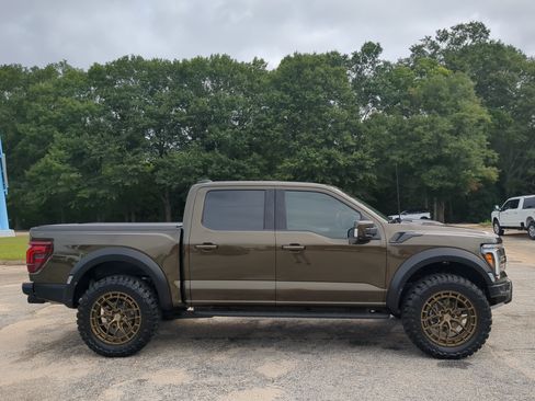 Used 2025 Ford F150 Raptor w/ Equipment Group 803A Raptor R AWD/4WD image 2