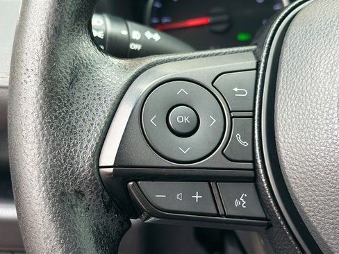 Used 2020 Toyota RAV4 XLE w/ Convenience Package image 33