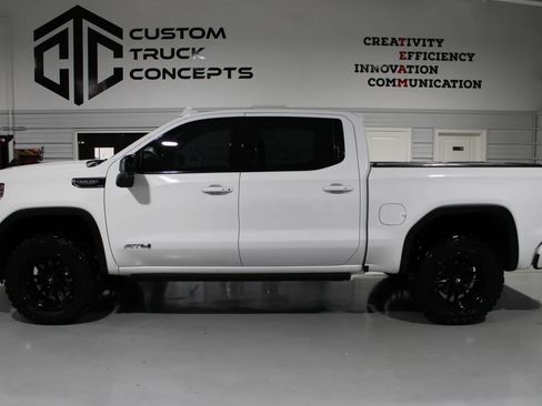 Used 2020 GMC Sierra 1500 AT4 w/ AT4 Premium Package AWD/4WD image 40
