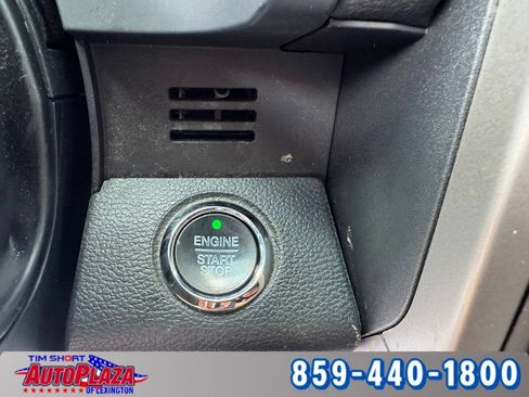 Used 2022 Ford F250 Lariat w/ Lariat Ultimate Package AWD/4WD image 34