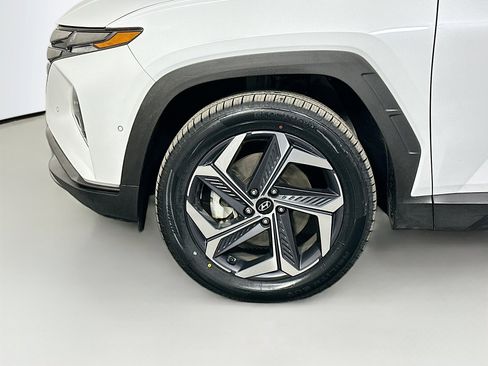 Certified 2024 Hyundai Tucson Limited image 33