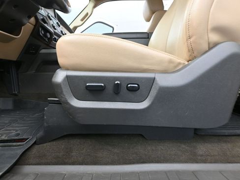 Used 2015 Ford F350 Lariat w/ Camper Package image 21