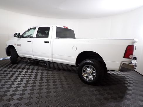 Used 2017 RAM 2500 Tradesman w/ Chrome Appearance Group AWD/4WD image 16