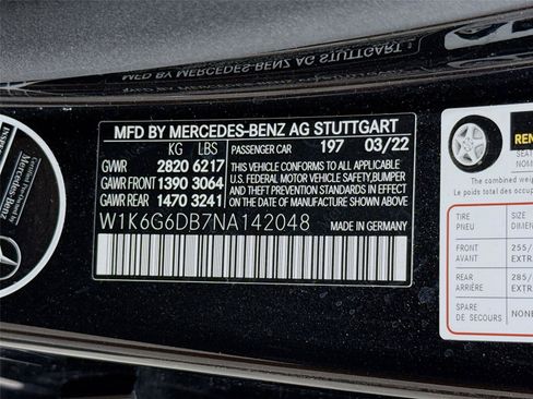Used 2022 Mercedes-Benz S 500 4MATIC w/ AMG Line Package image 41