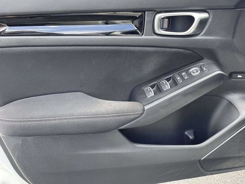 Used 2025 Honda Civic Sport image 24