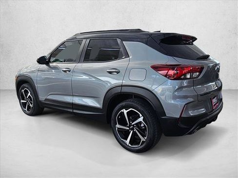 Used 2023 Chevrolet TrailBlazer RS w/ Sun and Liftgate Package FWD image 8