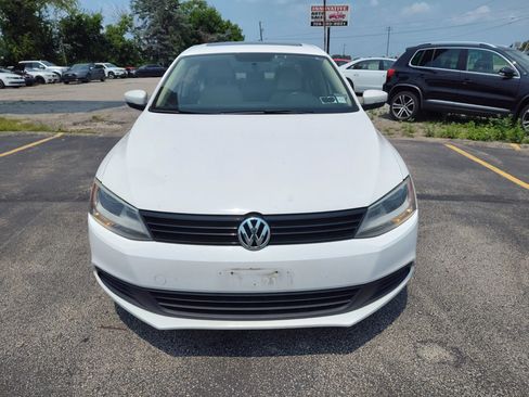 Used 2011 Volkswagen Jetta TDI FWD image 8
