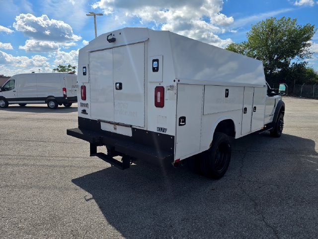 Used 2019 Ford F550 2WD Regular Cab Super Duty image 4