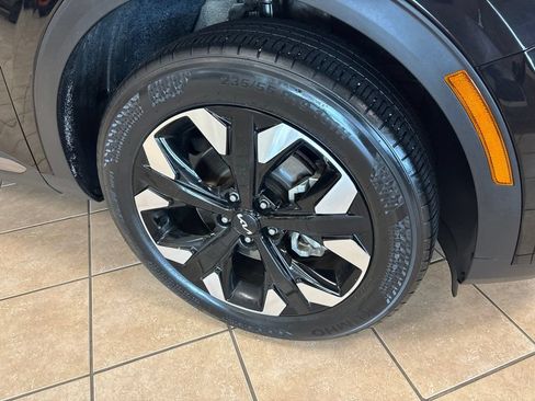 Used 2024 Kia Sportage X-Line w/ X-Line Premium Package AWD/4WD image 40