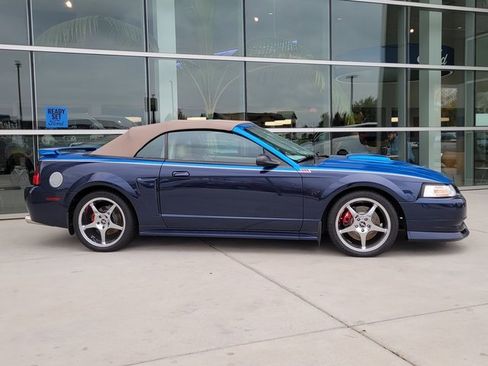 Used 2002 Ford Mustang GT image 2