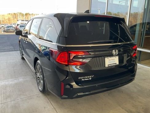 New 2026 Honda Odyssey Touring image 24