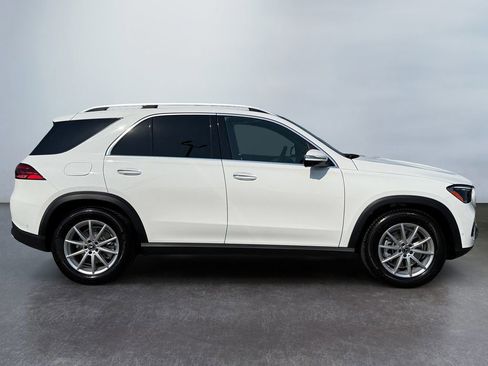 Used 2025 Mercedes-Benz GLE 350 4MATIC image 2