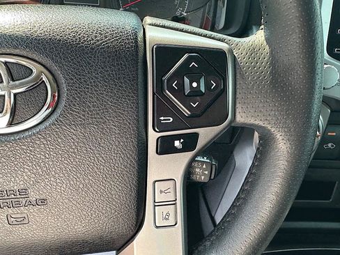 Certified 2024 Toyota 4Runner SR5 AWD/4WD image 24