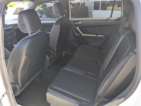Used 2022 Volkswagen Tiguan SE R-Line AWD/4WD image 22