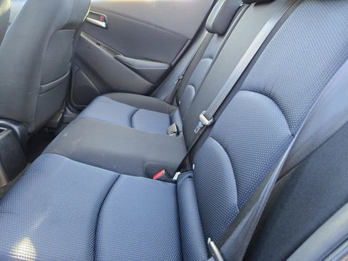 Used 2020 Toyota Yaris LE image 9