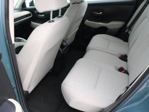 Used 2025 Honda HR-V LX image 12