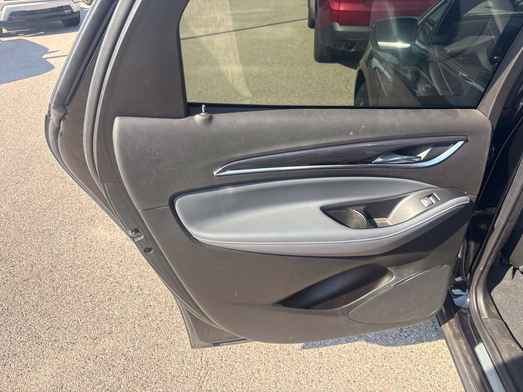 Used 2023 Buick Enclave Essence FWD image 16