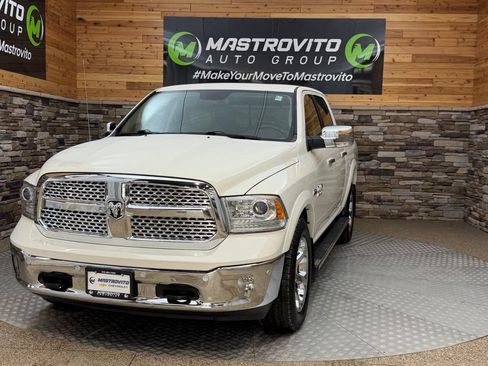 Used 2017 RAM 1500 Laramie w/ Convenience Group AWD/4WD image 7