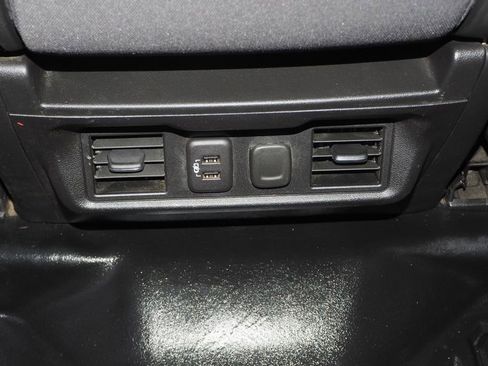 Used 2023 GMC Sierra 2500 SLE w/ SLE Convenience Package image 16