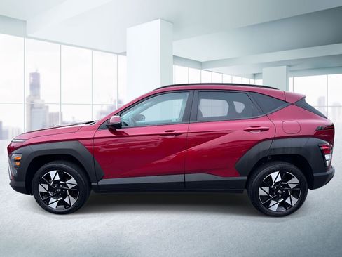 Used 2024 Hyundai Kona SEL AWD/4WD image 2