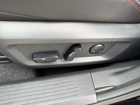 Used 2025 Nissan Rogue SV w/ Rock Creek Premium Package image 14