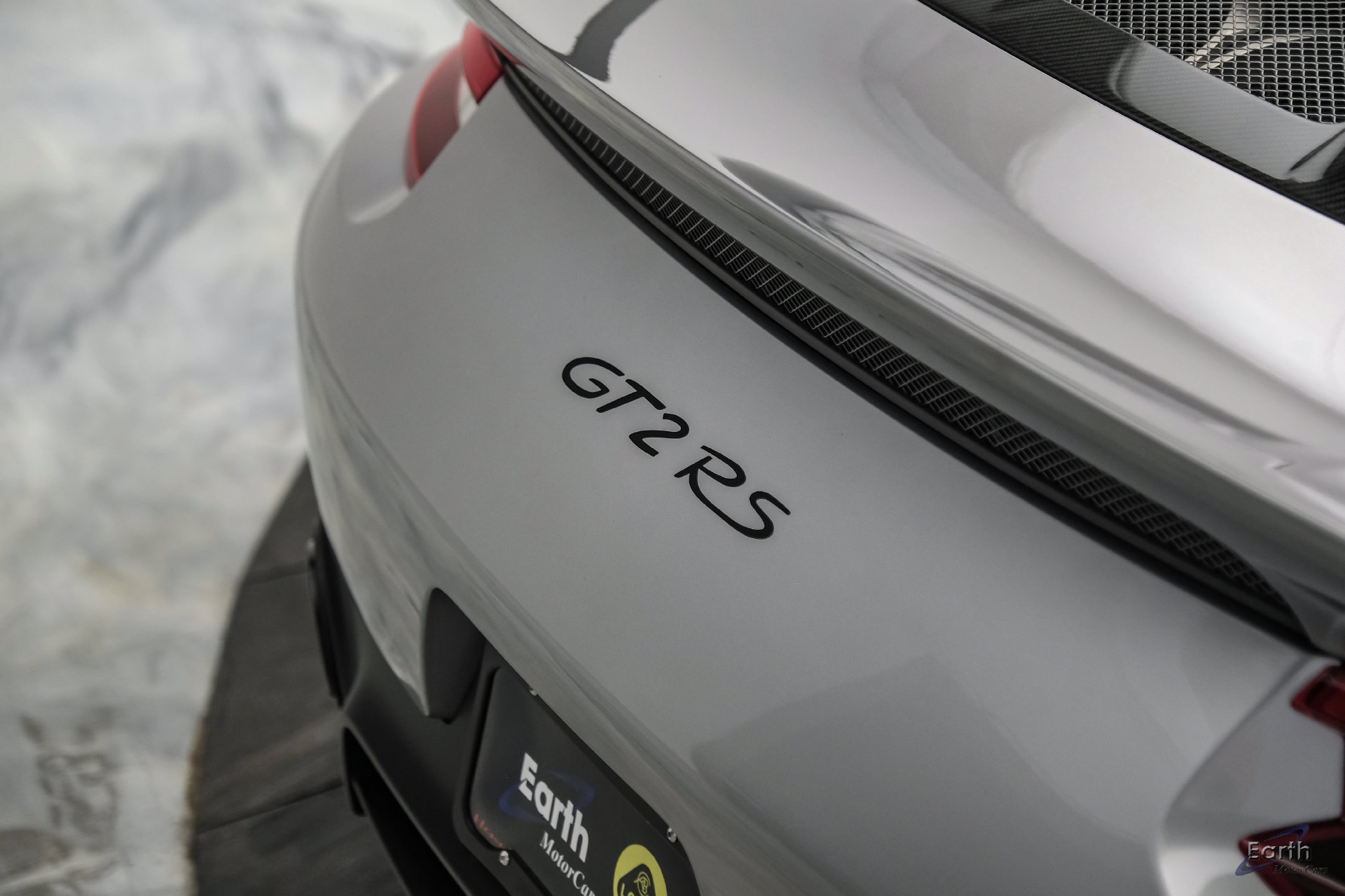 Used 2018 Porsche 911 GT2 RS RWD image 17